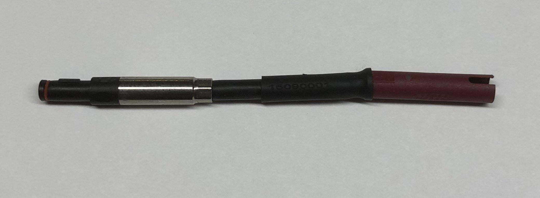 Alber Display-Halter-Adapter roter / blauer Stecker auf silberner Stecker
