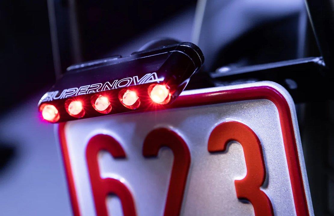 Supernova Rücklicht M99 Tail Light mit Bremslichtfunktion